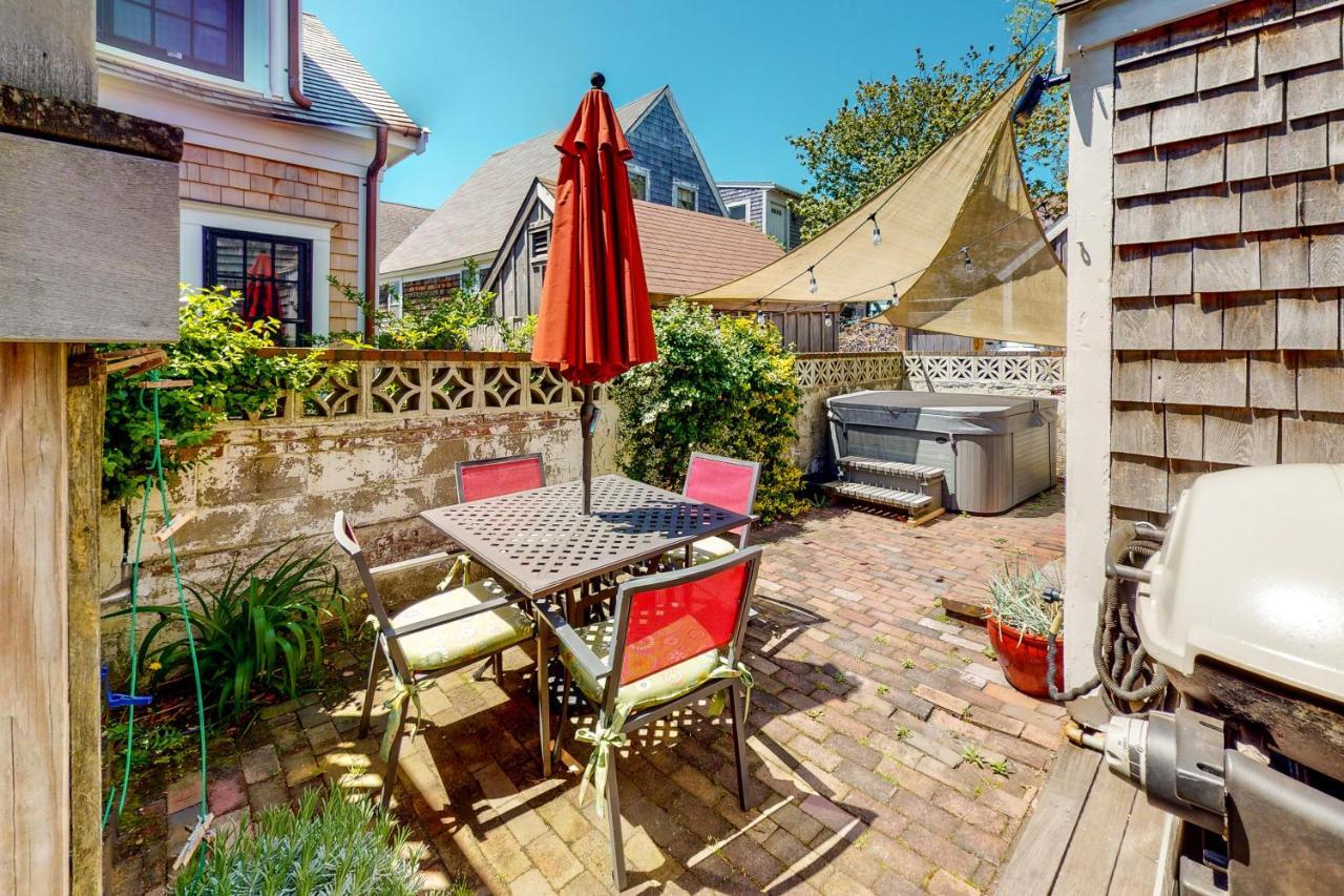 Appartement Toast Of P-Town à Provincetown Extérieur photo