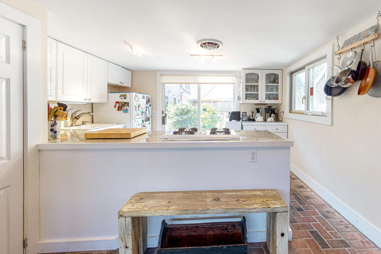 Appartement Toast Of P-Town à Provincetown Extérieur photo